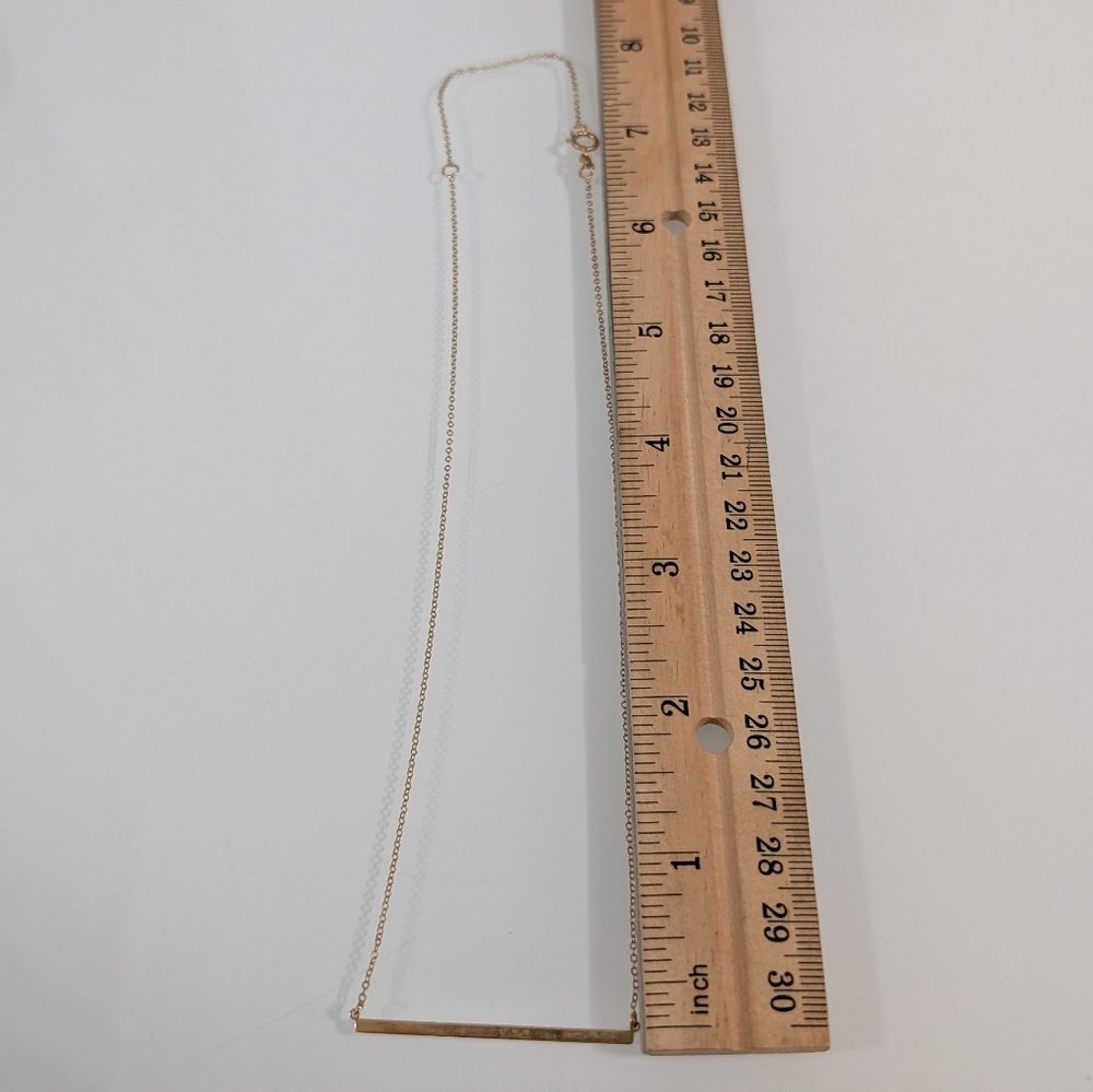 Elegant Gold Bar Necklace